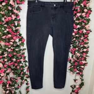 White House Black Market Gray Denim Jeggings Women’s Casual Comfort Walking L